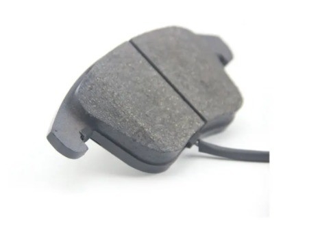 8DB 355 020-531 Pad di freno in ceramica OE 5Q0698151Numero di parte con filtro tipo ceramica
